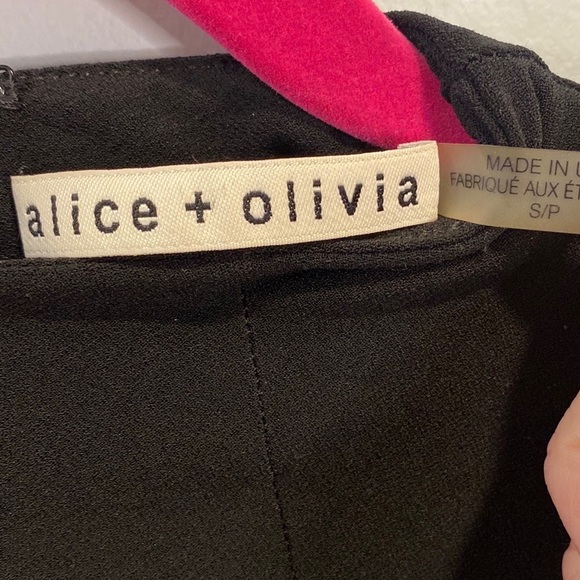 Alice + Olivia Haylen fur cuff mock neck blouse S - Picture 5 of 6